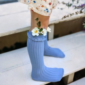 Niebieskie Podkolanówki z Koronką dla Dziewczynki Mono Baby Mama's Feet